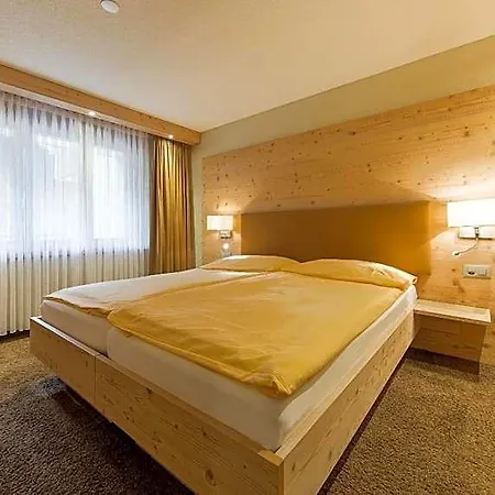 Derby Hotel 3*