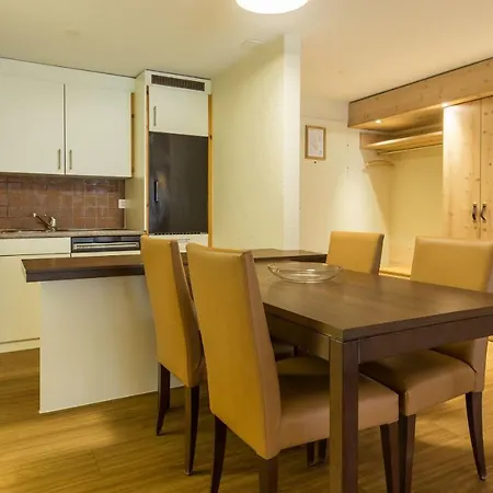 レストラン ダービー ホテル