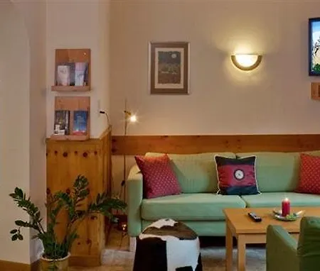 レストラン ダービー